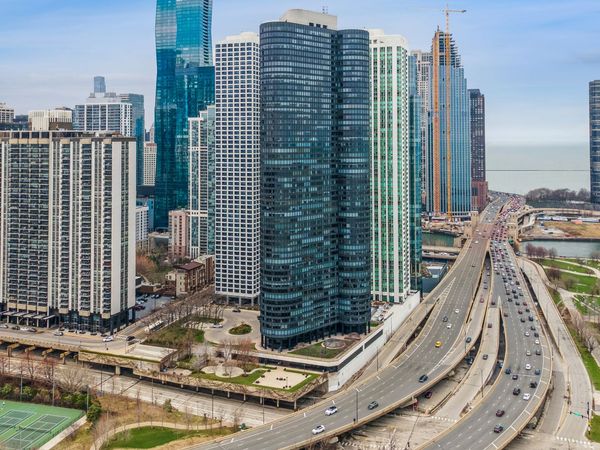 155 N HARBOR Drive, Unit 2512, Chicago, IL 60601
