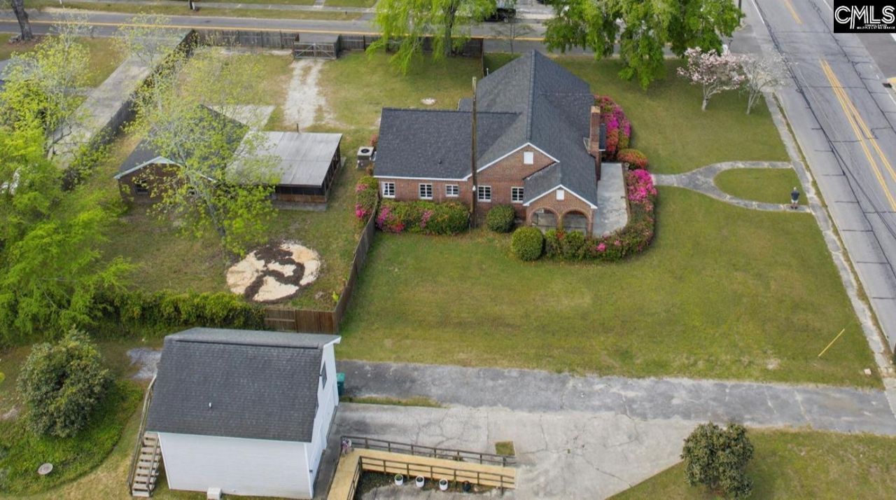 570 W Columbia Avenue Photo 13