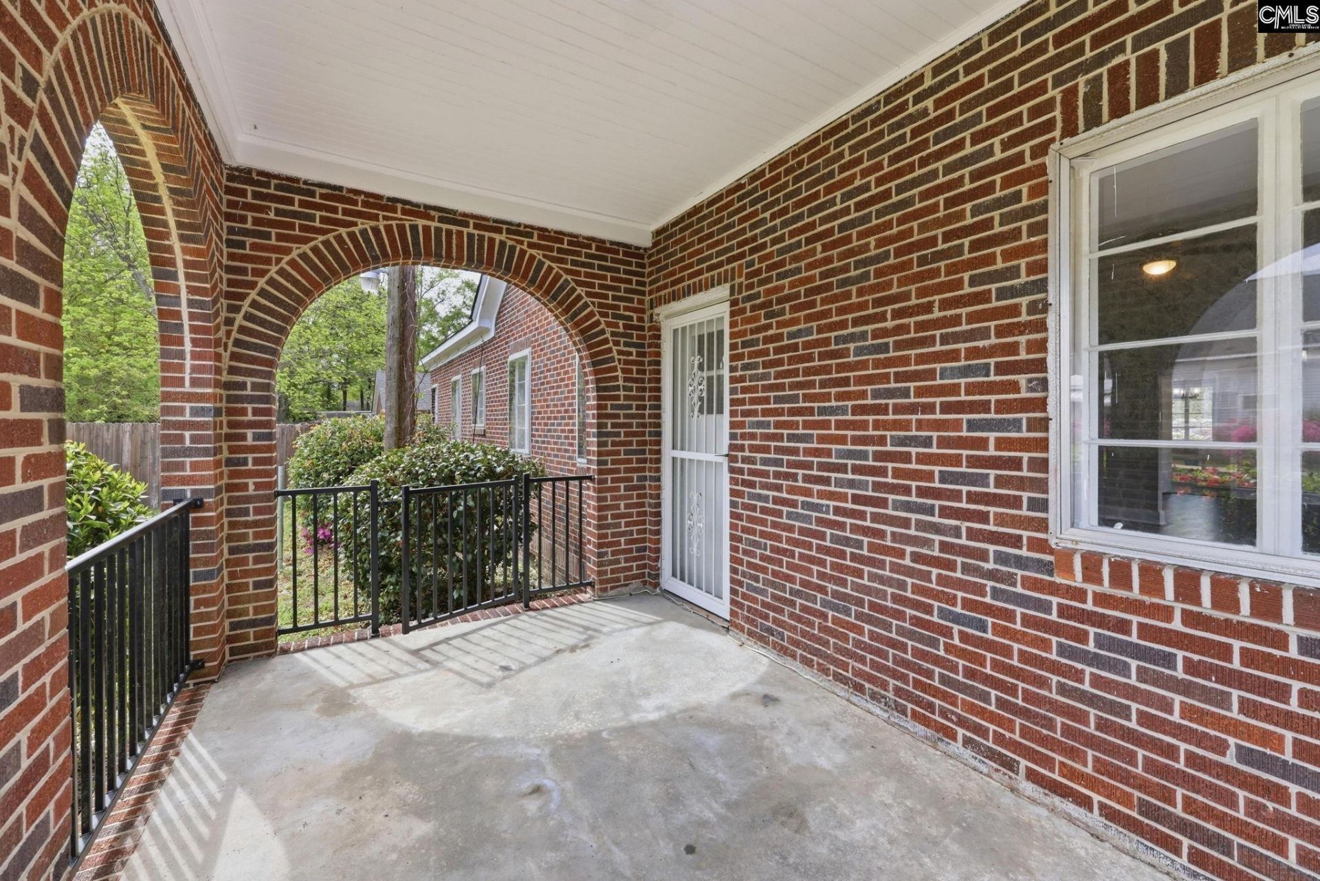 570 W Columbia Avenue Photo 15