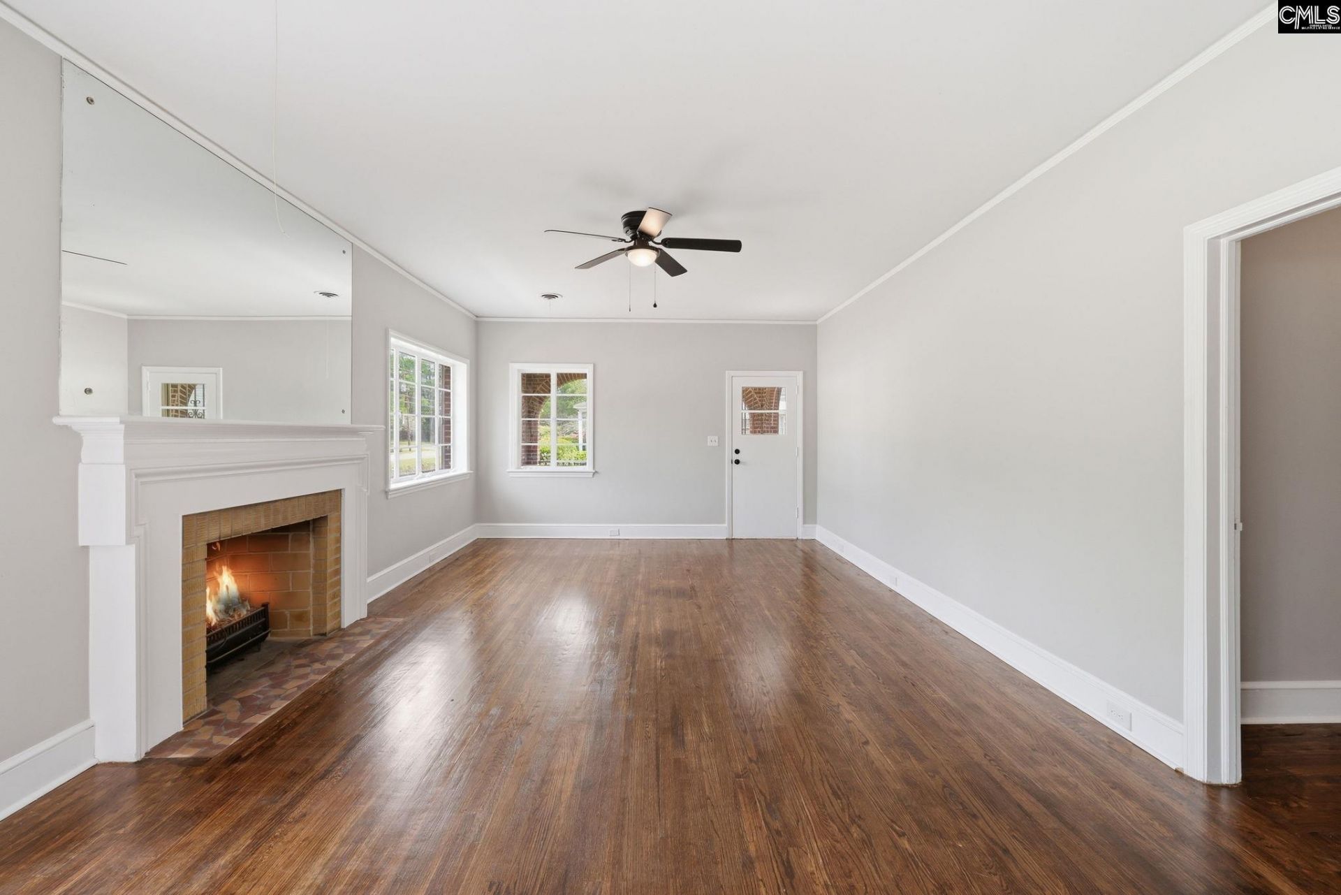 570 W Columbia Avenue Photo 25