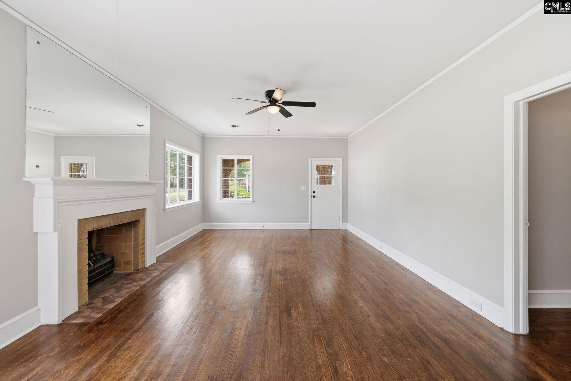 570 W Columbia Avenue Photo 26