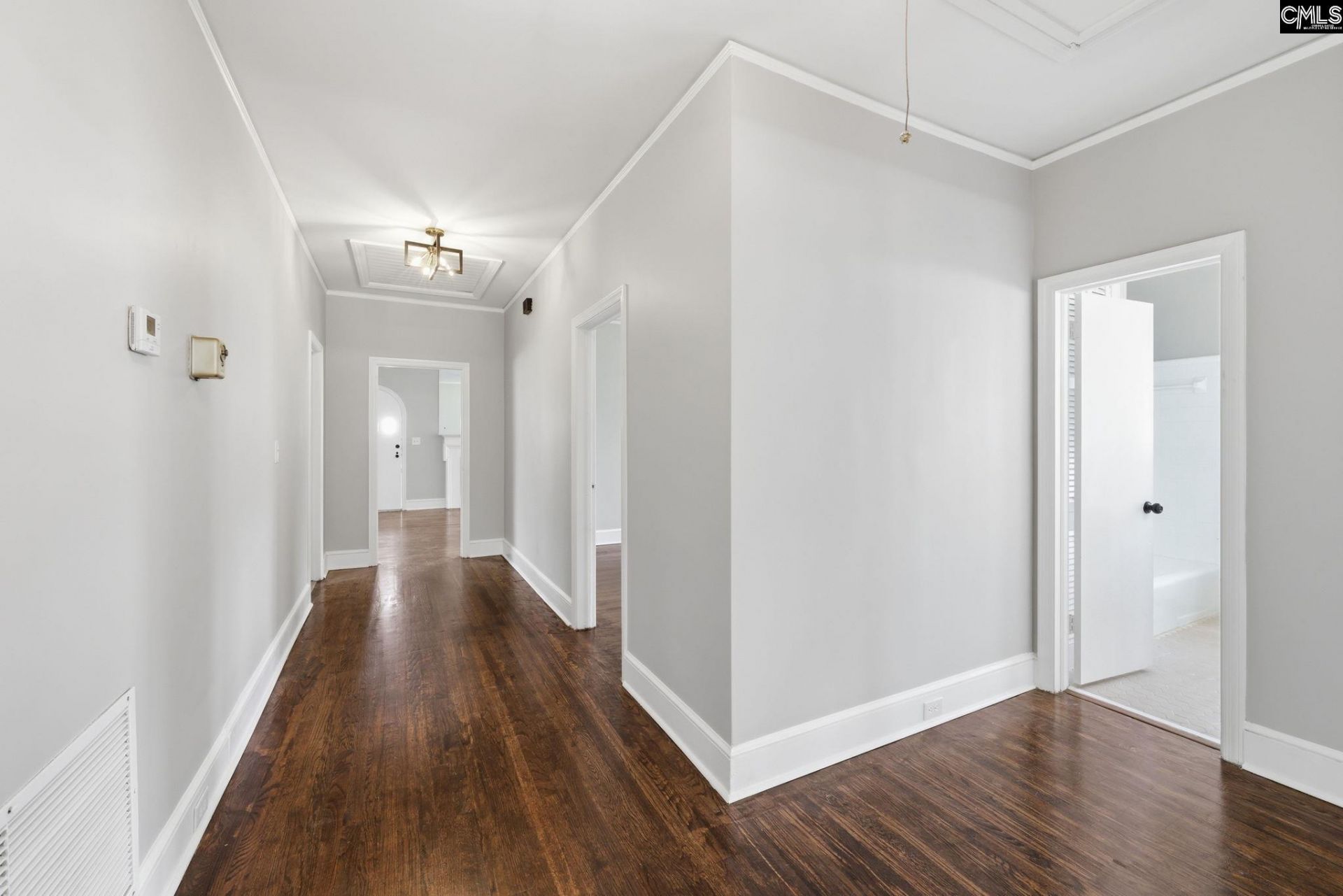 570 W Columbia Avenue Photo 39