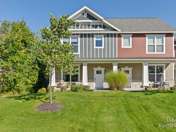 151 Tamarack Lane NE, Rockford, MI 49341