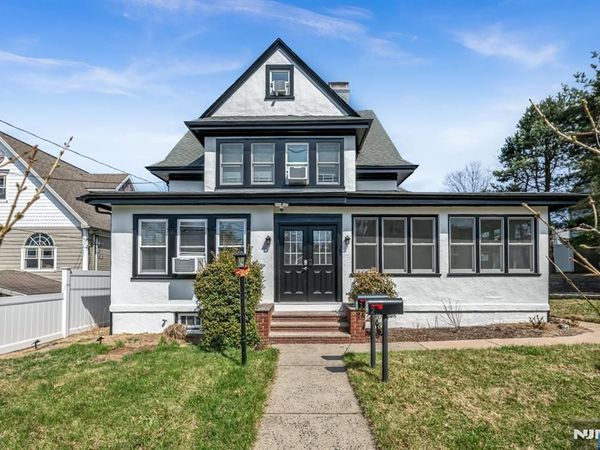 56 S Mountain Avenue, CEDAR GROVE, NJ 07009