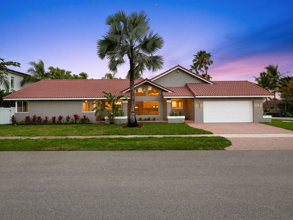 10141 SW 3rd Street, Plantation, FL 33324