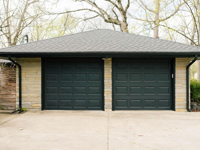 2655 Minerva Lake Road, Columbus, OH 43231 Photo 8