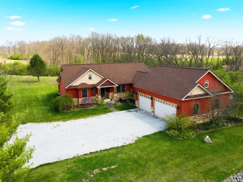 660 Winchester Southern Road NW, Ashville, OH 43103 Photo 10