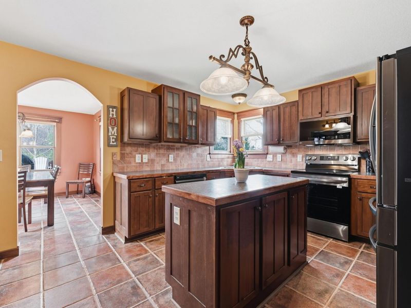 660 Winchester Southern Road NW, Ashville, OH 43103 Photo 21