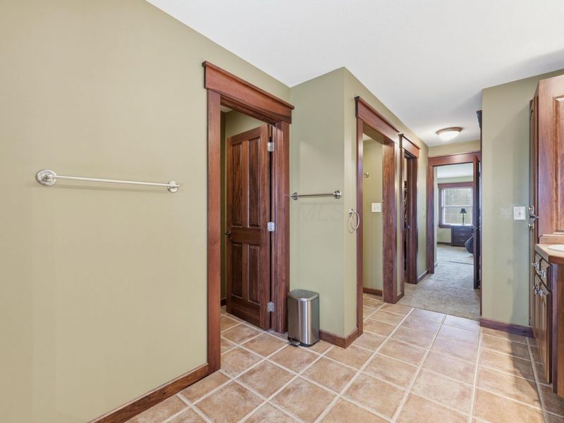 660 Winchester Southern Road NW, Ashville, OH 43103 Photo 32