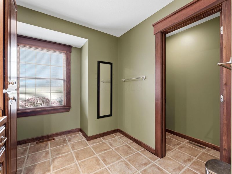 660 Winchester Southern Road NW, Ashville, OH 43103 Photo 34