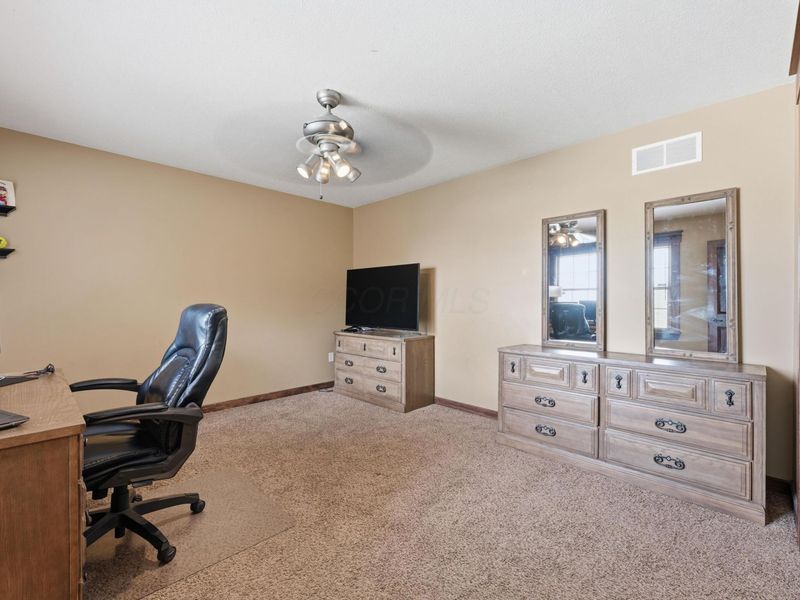 660 Winchester Southern Road NW, Ashville, OH 43103 Photo 40