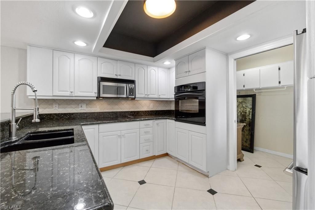 1400 Blue Point Ave, Unit 206, Naples, FL 34102 Photo