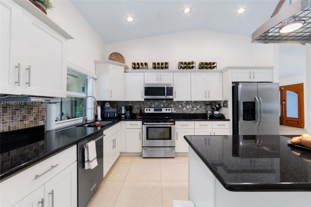 11690 Island Lakes Ln, Boca Raton, FL 33498 Photo