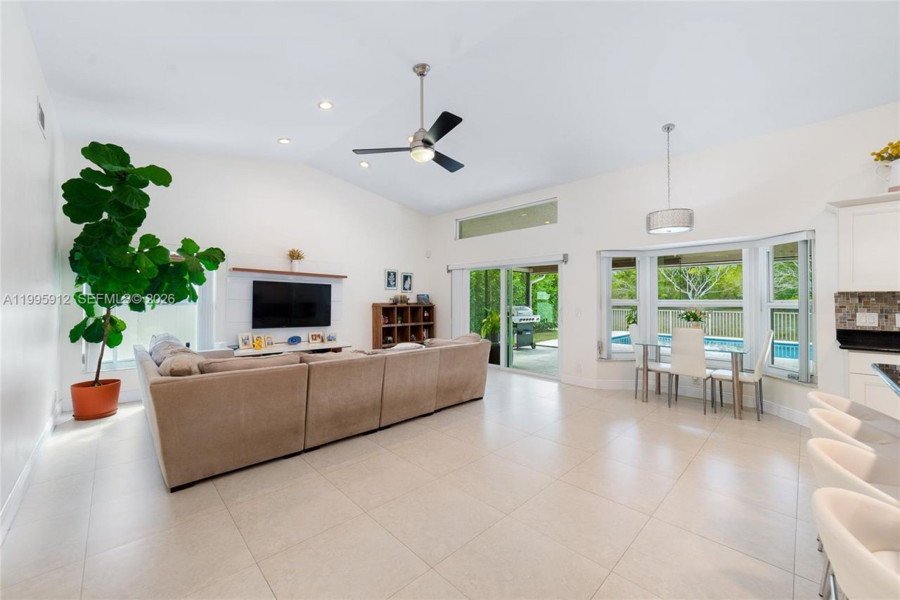 11690 Island Lakes Ln, Boca Raton, FL 33498 Photo