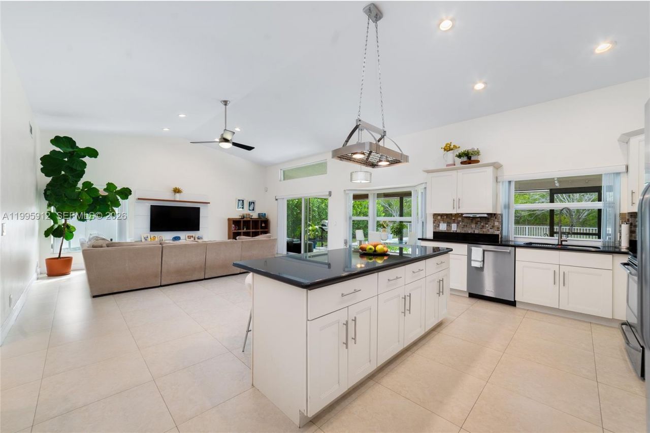 11690 Island Lakes Ln, Boca Raton, FL 33498 Photo