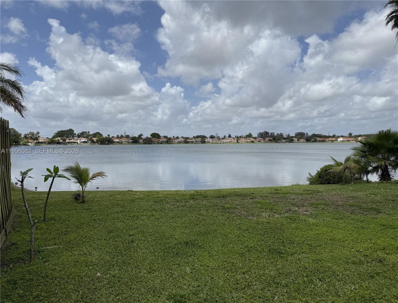 3091 Lighthouse Pl, Margate, FL 33063 Photo