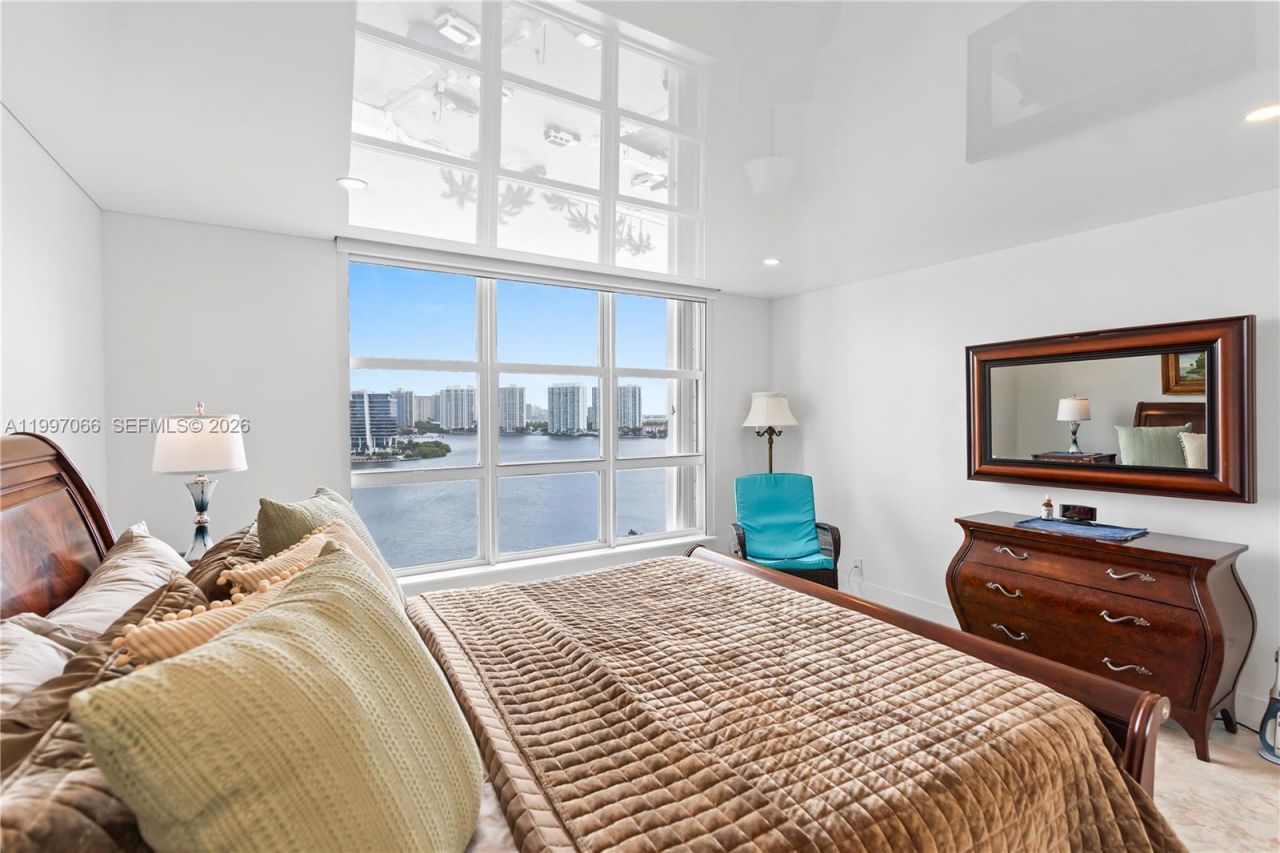 19101 NE 36th Ct, Unit 1605, Aventura, FL 33180 Photo