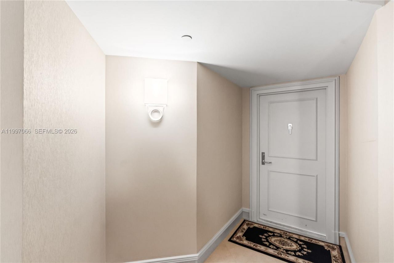 19101 NE 36th Ct, Unit 1605, Aventura, FL 33180 Photo