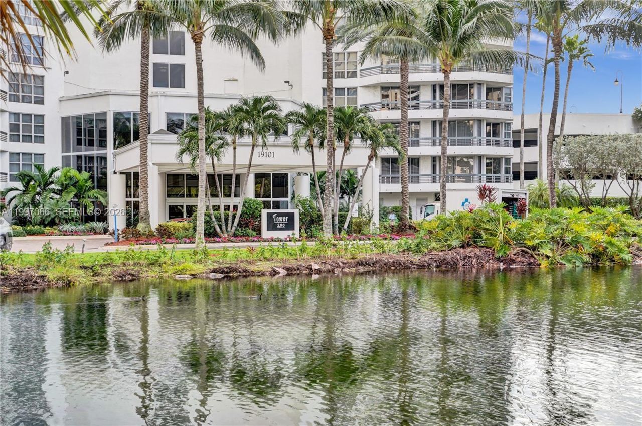 19101 NE 36th Ct, Unit 1605, Aventura, FL 33180 Photo