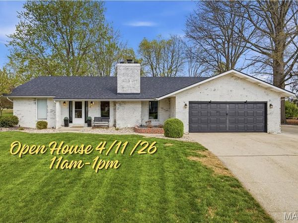 484 Pike Drive W, Highland, IL 62249