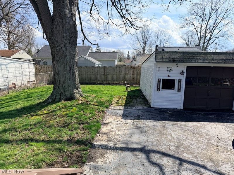 34046 Sylvia Drive, Eastlake, OH 44095 Photo 12