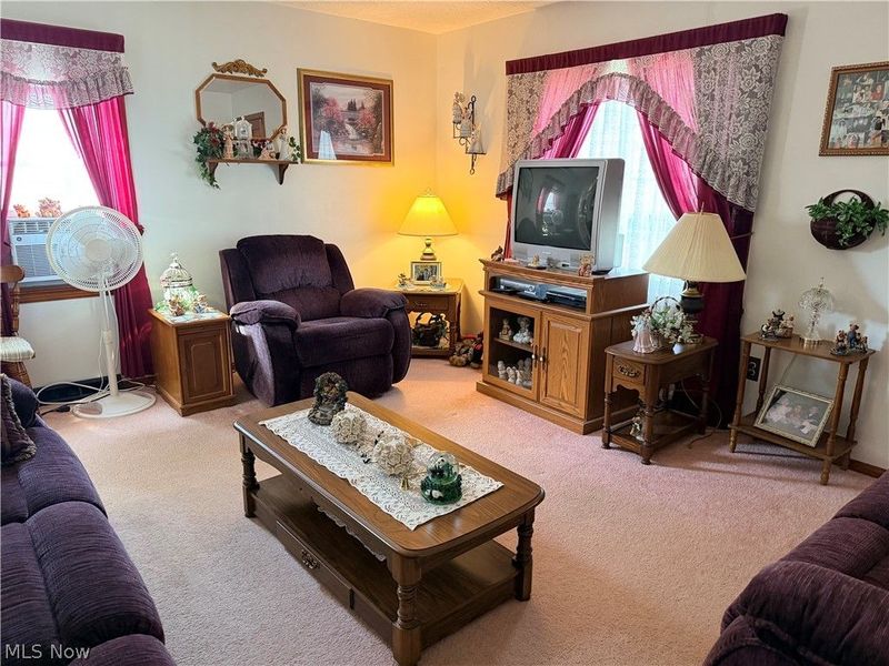 34046 Sylvia Drive, Eastlake, OH 44095 Photo 2