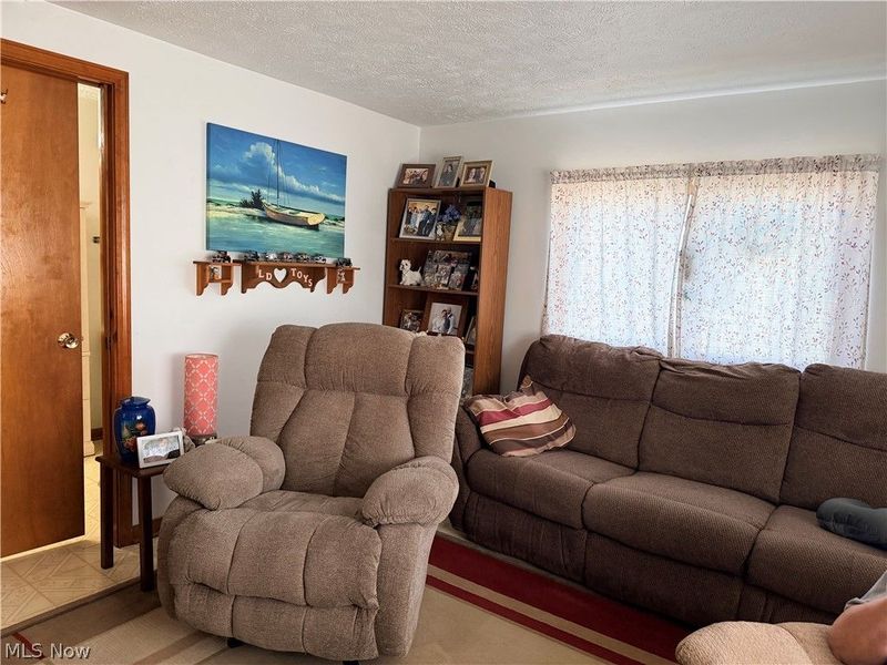 34046 Sylvia Drive, Eastlake, OH 44095 Photo 4