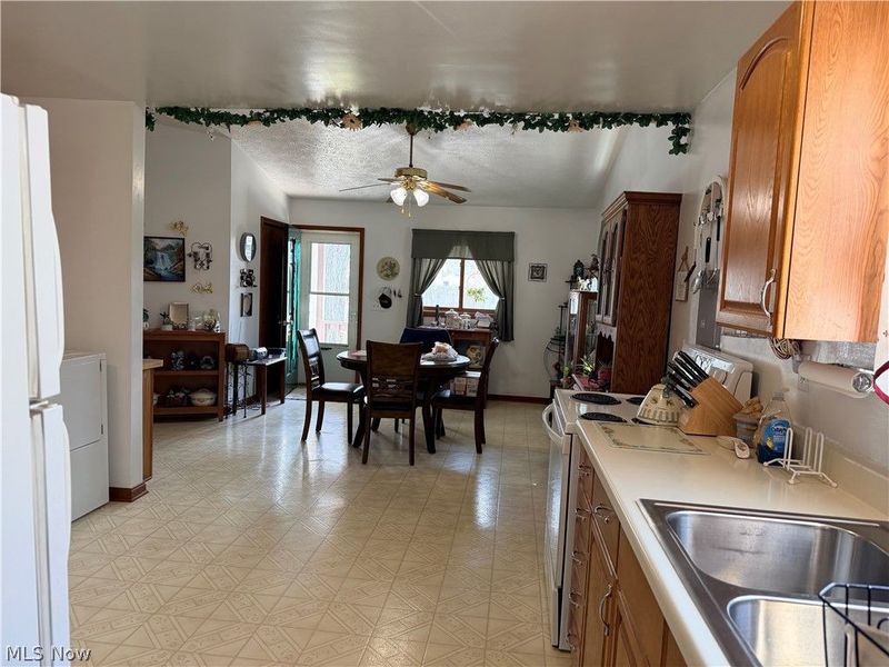 34046 Sylvia Drive, Eastlake, OH 44095 Photo 5