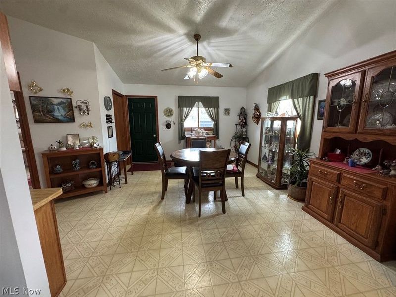 34046 Sylvia Drive, Eastlake, OH 44095 Photo 9