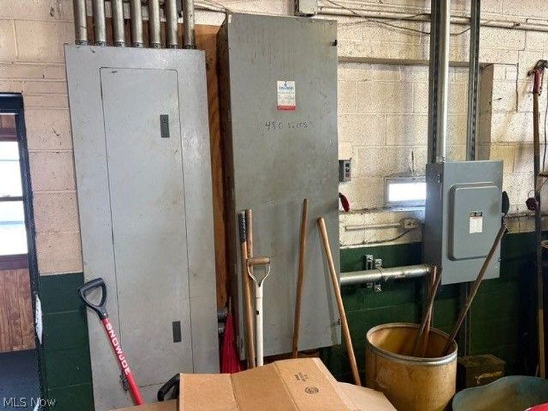 3301 Train Avenue, Cleveland, OH 44113 Photo 14