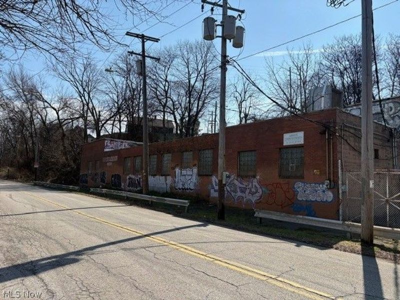 3301 Train Avenue, Cleveland, OH 44113 Photo 4