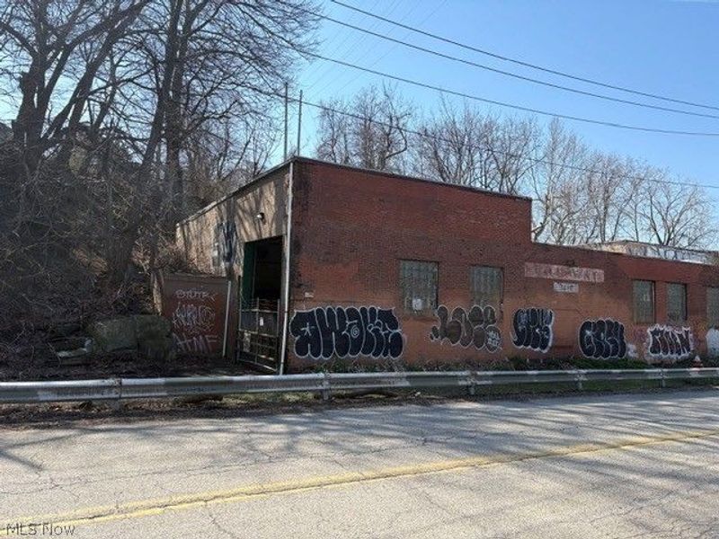 3301 Train Avenue, Cleveland, OH 44113 Photo 6