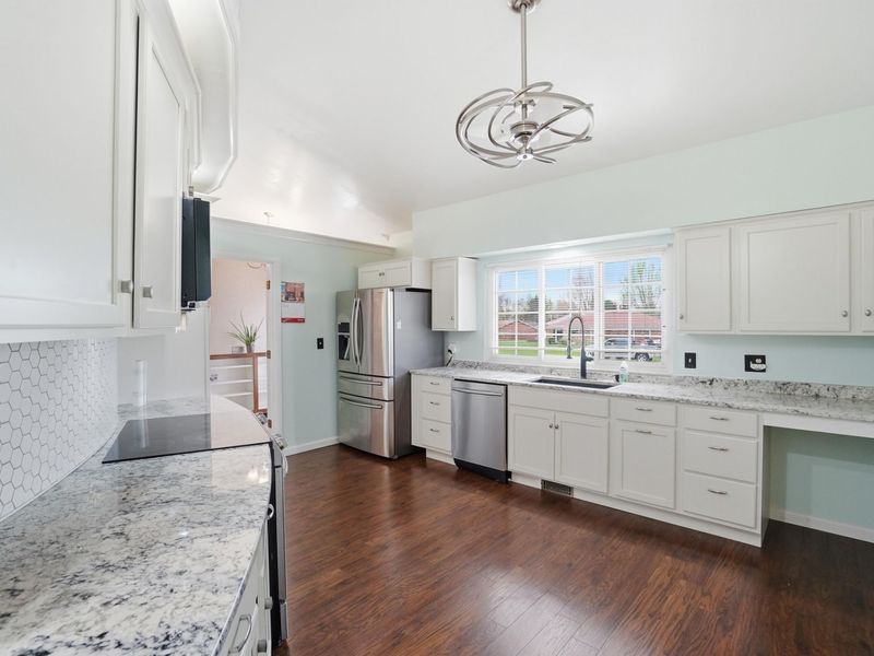 2535 Valdina Drive, Beavercreek, OH 45434 Photo 12