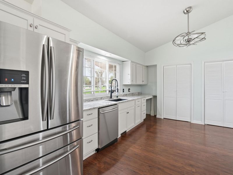 2535 Valdina Drive, Beavercreek, OH 45434 Photo 13