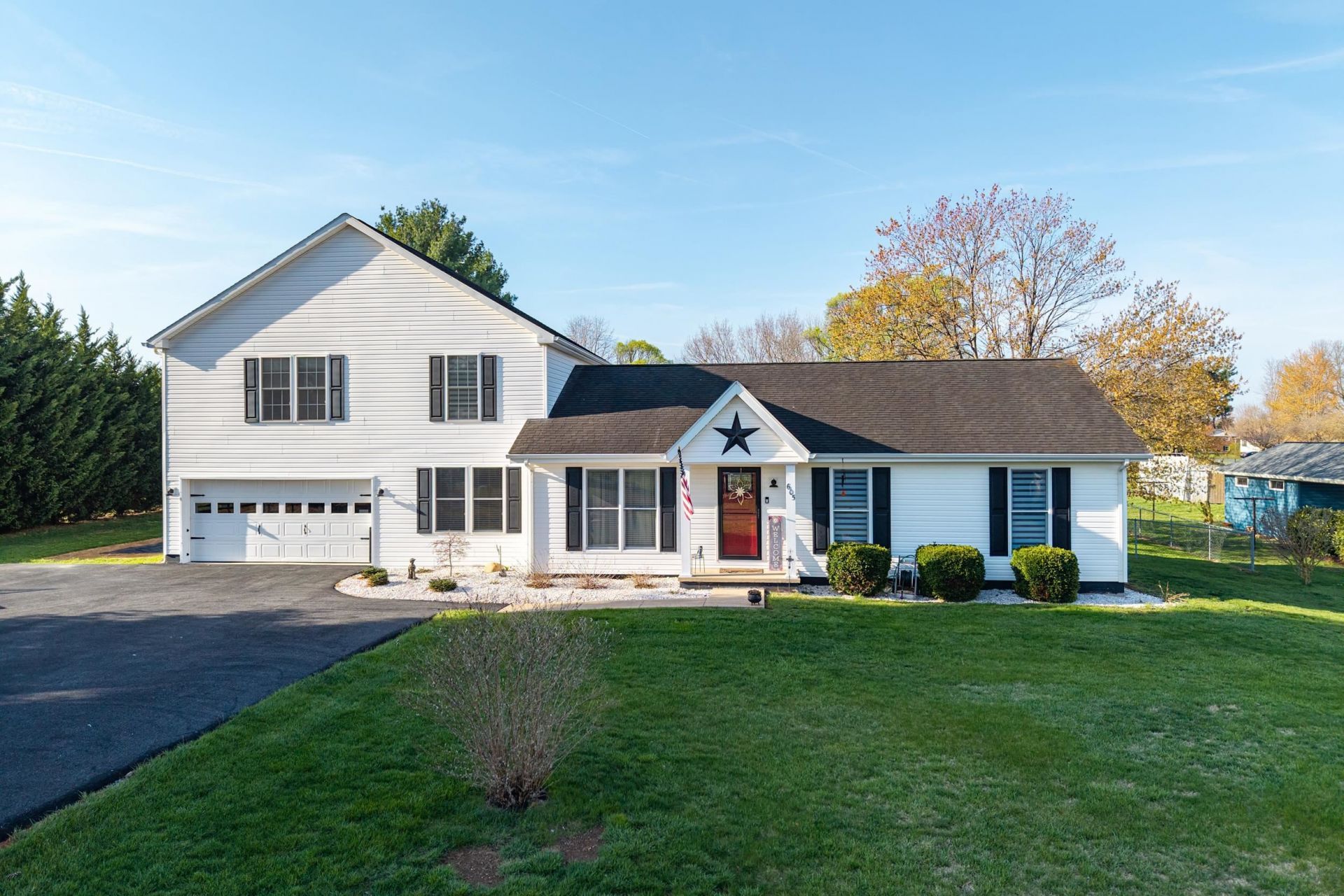 605 16TH ST primary photo