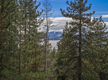 295 Bend Avenue, Kings Beach, CA 96143 Photo