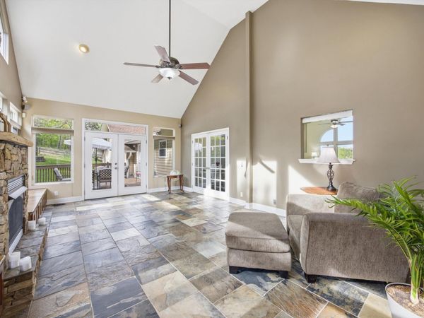 11102 London Lane, Apison, TN 37302