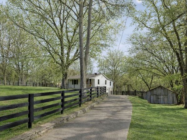 2635 York Rd , Nolensville, TN 37135