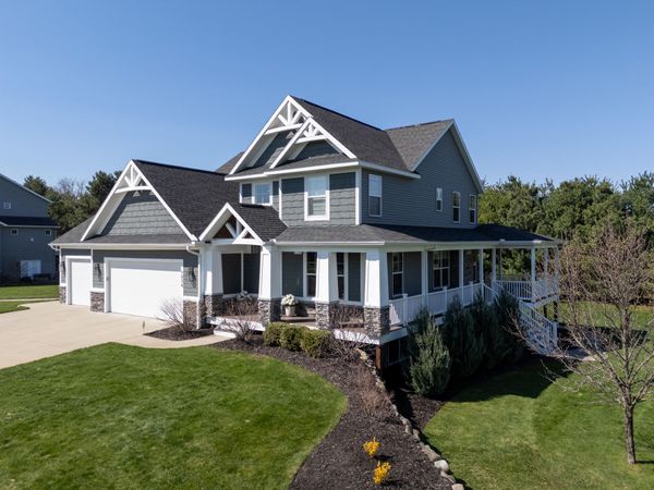 7856 Drake Ridge, Kalamazoo, MI 49009