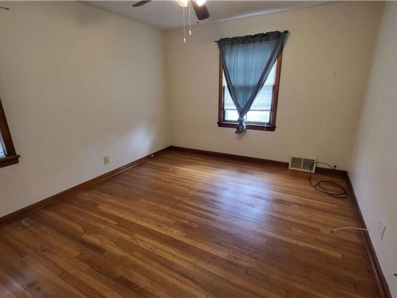 6014 Laverne Avenue, Parma, OH 44129 Photo 7