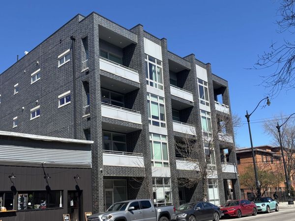 3024 W Armitage Avenue, Unit 1, Chicago, IL 60647