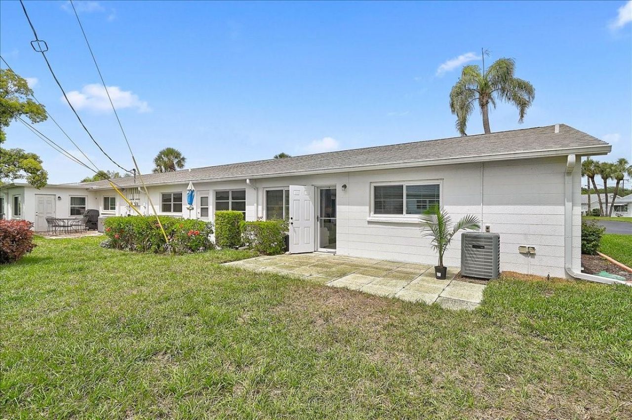 2222 Orange Blossom Lane, Unit 2222, Bradenton, FL 34207 Photo