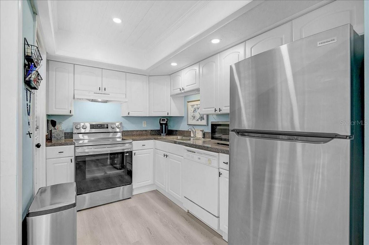 2222 Orange Blossom Lane, Unit 2222, Bradenton, FL 34207 Photo