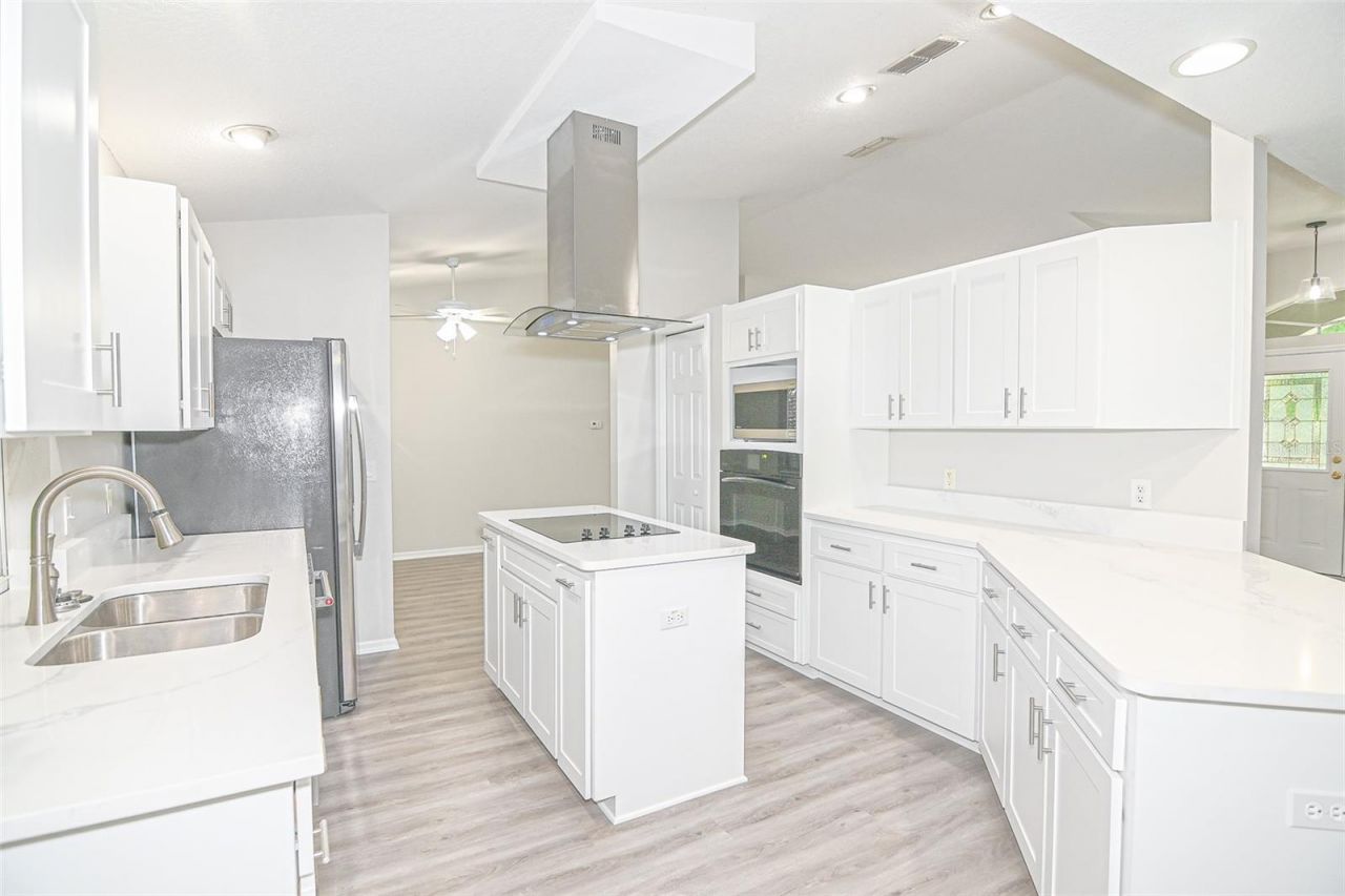 103 Glistening Drive, Auburndale, FL 33823 Photo