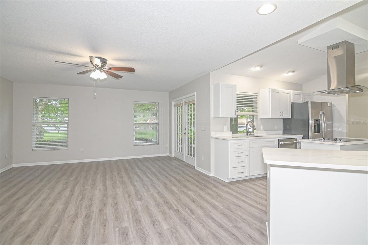 103 Glistening Drive, Auburndale, FL 33823 Photo