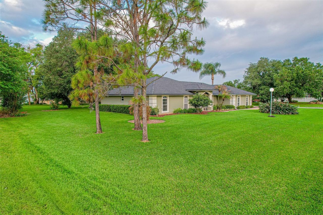 103 Glistening Drive, Auburndale, FL 33823 Photo
