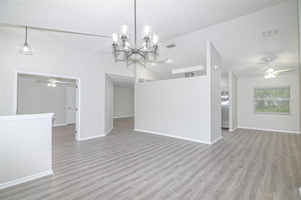 103 Glistening Drive, Auburndale, FL 33823 Photo