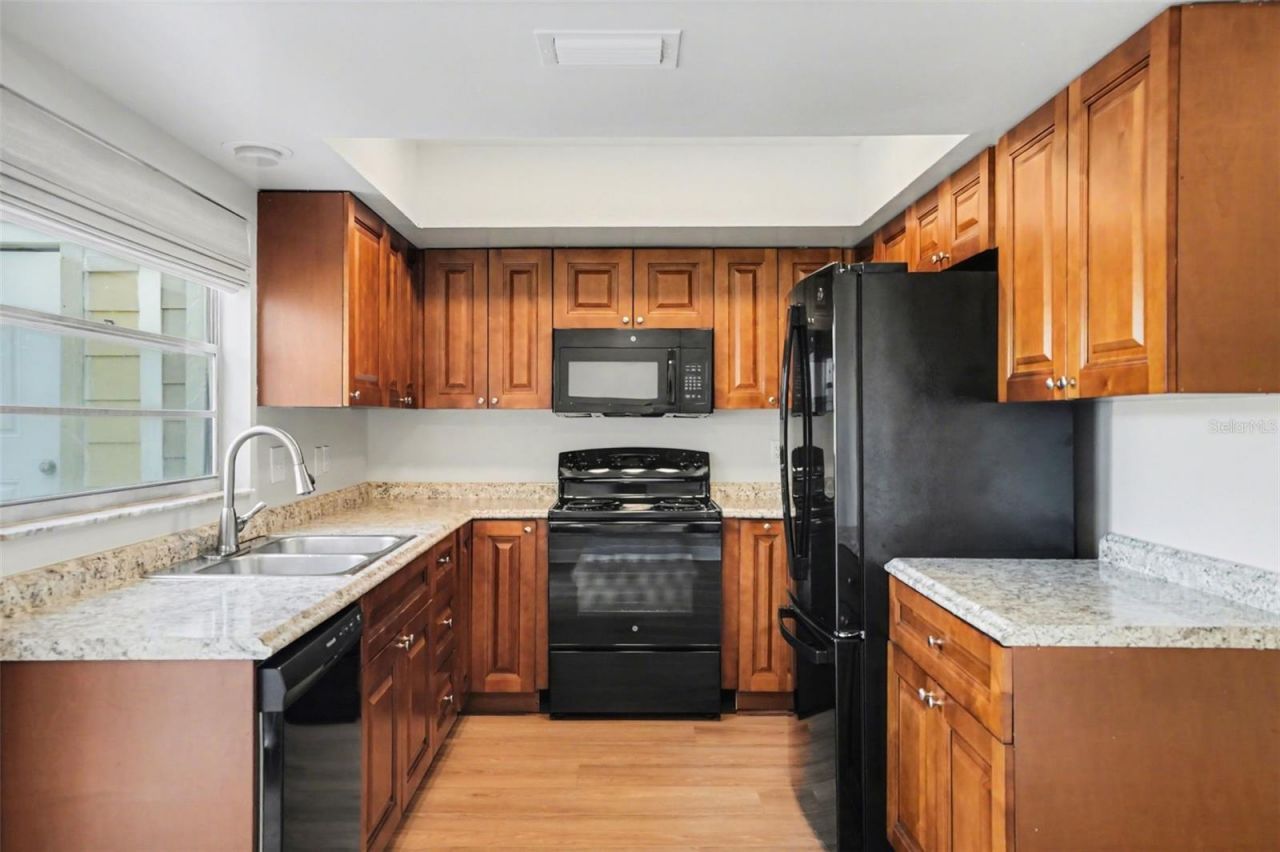 14733 Pine Glen Circle, Lutz, FL 33559 Photo
