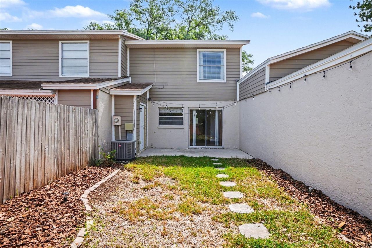 14733 Pine Glen Circle, Lutz, FL 33559 Photo
