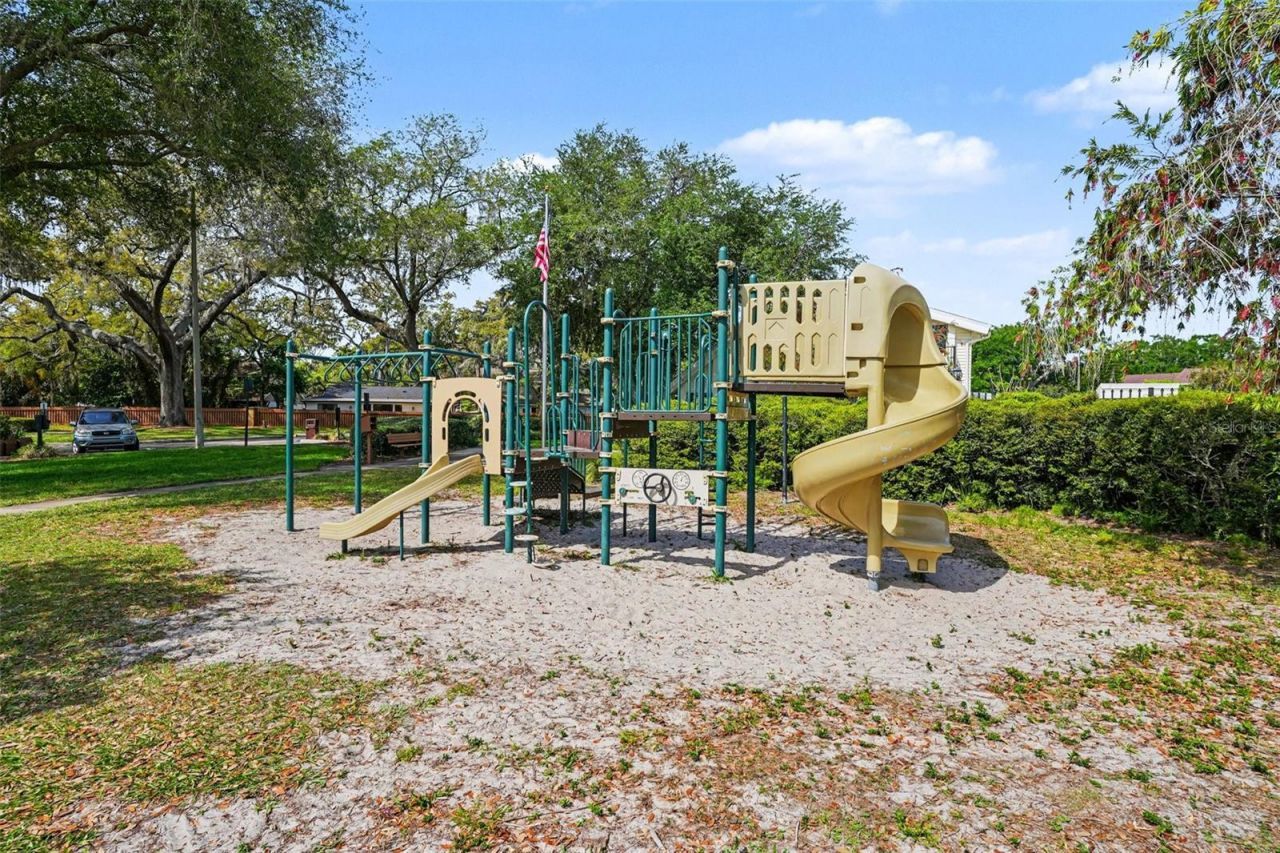 14733 Pine Glen Circle, Lutz, FL 33559 Photo